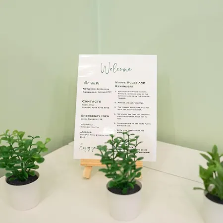 Проживание в семье Private With Ensuite - Three Cities House *